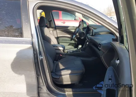 2019 Hyundai Santa Fe Se from USA, damaged, VIN 5NMS23ADXKH089956